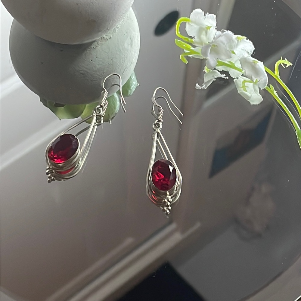 Sterling silver Red tear drop Dangle earings